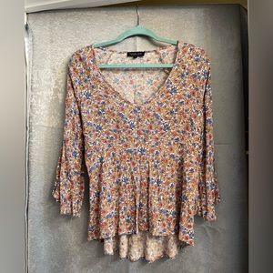 Colorful, floral 3/4 sleeve shirt for women